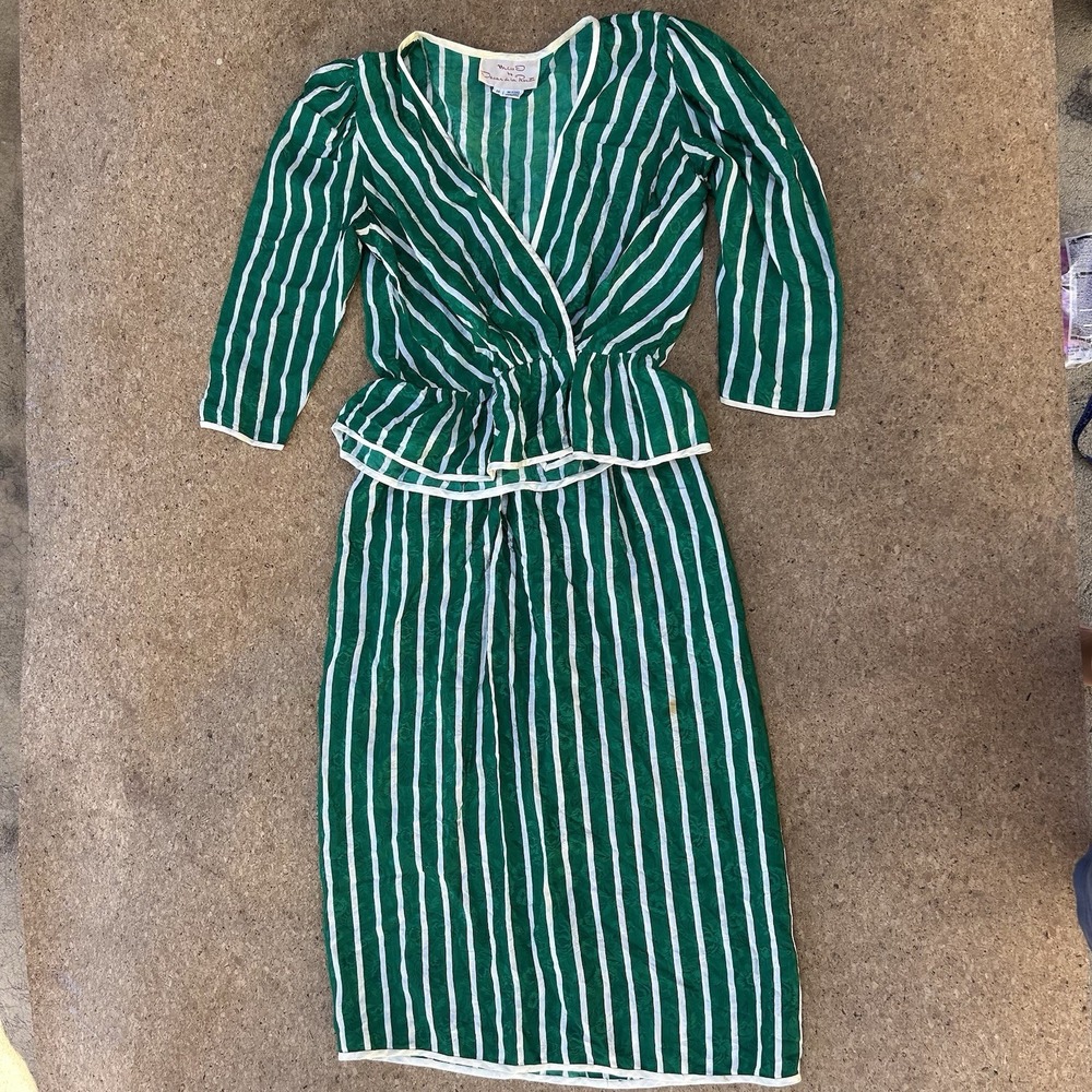 Miss O By Oscar de la Renta 100% Silk 2pc Top Skirt Set Emerald Print Size 10